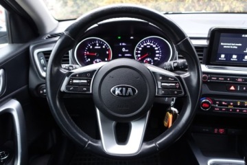 Kia Ceed III Kombi 1.6 CRDi 115KM 2019 Kia Ceed czujniki, tempomat, klimatyzacja 2strefowa, FV23 1.6 Diesel 115KM, zdjęcie 10