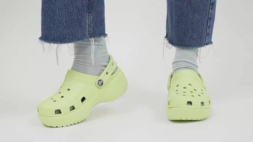 crocs damskie chodaki na platformie classic lekkie buty sportowe 39-40 w9