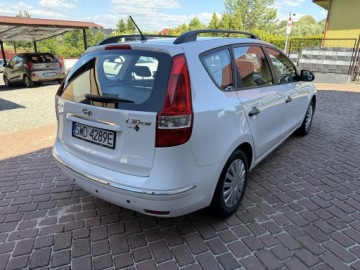 Hyundai i30 I CW 1.4 DIHC CVVT 109KM 2009 Hyundai i30 Kombi TYLKO 147tyśkm! 1WŁAŚCICIEL Edition 2009 1.4Benzyna KLIMA, zdjęcie 3