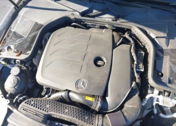 Mercedes Klasa C W206 Limuzyna 2.0 300 258KM 2021 Mercedes-Benz Klasa C MERCEDES-BENZ C 300 SEDAN 2.0 Benzyna 259KM, zdjęcie 11