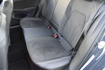 Volkswagen Golf VIII Variant 1.5 eTSI 150KM 2024 Volkswagen Golf SalonPL 1.5eTSI 150KM Variant DSG Pakiety ACC ALU17 Gwaran, zdjęcie 29