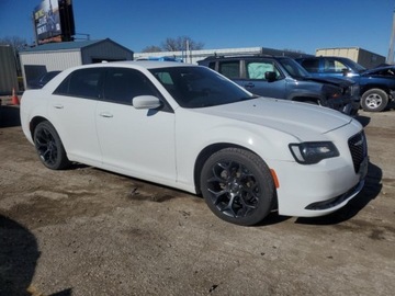 Chrysler 300C II 2019 Chrysler 300s 2019 3.6l 3.6 Benzyna 300KM, zdjęcie 4