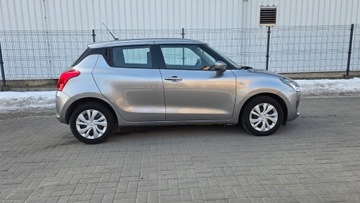 Suzuki Swift VI Hatchback Facelifting 1.2 DualJet SHVS 83KM 2021 Suzuki Swift 1,2 Hybrid Salon Polska Bezwypadkowy Faktura Vat 23 1.2 84KM, zdjęcie 5