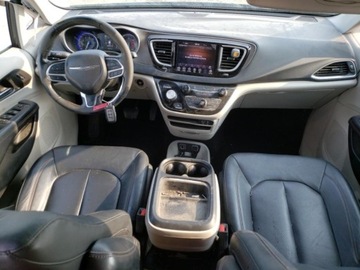 Chrysler Pacifica II 2020 Chrysler Pacifica Touring L 2020 3.6l 3.6 Benzyna 287KM, zdjęcie 8