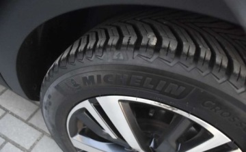 Peugeot 3008 II Crossover 1.2 PureTech 130KM 2019 Peugeot 3008 Peugeot 3008 Automat Benzyna Bogata Wersja 1.2 Benzyna 130KM, zdjęcie 23
