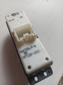 897122-1021 PŘEPÍNAČ SKEL ZADNÍ OPEL FRONTERA