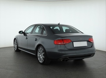 Audi A4 B8 Limousine 1.8 TFSI 120KM 2009 Audi A4 1.8 TFSI, Skóra, Xenon, Bi-Xenon, Klima, zdjęcie 3