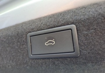Skoda Octavia IV Liftback 1.5 TSI EVO 150KM 2023 Skoda Octavia 1.5eTSI 150KM Hak Virtual Martwe pole ACC Manetki Ambiente E, zdjęcie 15