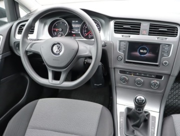 Volkswagen Golf VII Variant 1.6 TDI BlueMotion  110KM 2016 VW Golf 1.6 TDI, Navi, Klima, Tempomat, zdjęcie 6