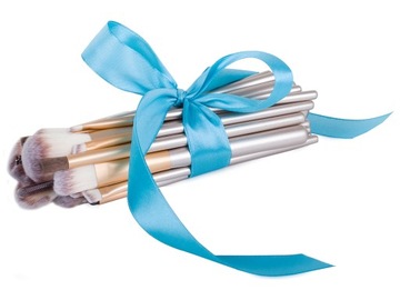 НАБОР ИЗ 24 ПРОФЕССИОНАЛЬНЫХ КИСТЕЙ ДЛЯ МАКИЯЖА