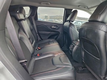 Jeep Cherokee V 2022 Jeep Cherokee 2022 r., 3,2L TRAILHAWK 3.2 Benzyna 271KM, zdjęcie 9