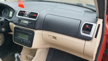 Skoda Fabia II Kombi 1.6 i 16V 105KM 2009 SKODA FABIA II AUTOMAT Combi (545) 1.6 105 KM, zdjęcie 23