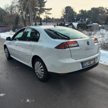 Renault Laguna III Hatchback Phase II 2.0 16v E85 eco2 140KM 2014 Renault Laguna Renault Laguna Lift 2.0b Jeden Wlasciciel LED 2.0 140KM, zdjęcie 3