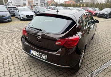 Opel Astra J Hatchback 5d Facelifting 1.6 Twinport ECOTEC 115KM 2013 Opel Astra 1,6 116KM Klimatyzacja Krajowy Serwisowany 1.6 Benzyna 115KM, zdjęcie 5