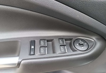 Ford Kuga II SUV Facelifting 1.5 EcoBoost 120KM 2017 Ford Kuga Przebieg 51.000 km - silnik 1,5 - 120 KM 1.5 Benzyna 120KM, zdjęcie 22