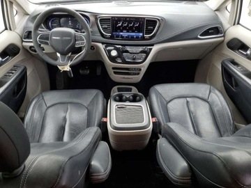 Chrysler Pacifica II 2022 Chrysler Pacifica Hybrid Touring L 2022 3.6l 3.6 Hybryda 260KM, zdjęcie 8