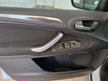 Ford S-Max I Van Facelifting 2.0 Duratorq TDCi DPF 140KM 2012 Ford S-Max 2,0 TDCi, Automat ,salon PL, xenon,tempomat, serwis do konca,Gw, zdjęcie 12