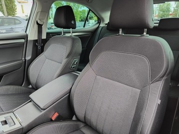 Skoda Superb III Liftback Facelifting 2.0 TSI 190KM 2022 Skoda Superb 2.0 TSI 190KM Style DSG Salon PL FV 2, zdjęcie 10