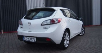 Mazda 3 II Sedan 1.6 MZR 105KM 2010 Mazda 3 1,6Benzyna Udokumentowany Przebieg Serwisowany Biala Perla, zdjęcie 3