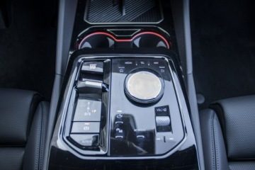 BMW Seria 5 G90-91 Touring 2.0 520d 197KM 2026 BMW 520 xDrive Limuzyna - DEMO - Koła zimowe w, zdjęcie 18