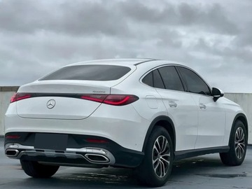 Mercedes GLC C254/X254 2025 GLC Coupe 200 d 4-Matic Avantgarde 2.0 (163KM) 2025, zdjęcie 2