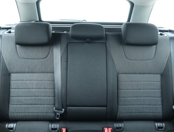 Skoda Octavia III Kombi 2.0 TDI CR DPF 150KM 2015 Skoda Octavia 2.0 TDI, Salon Polska, DSG, Klima, zdjęcie 9