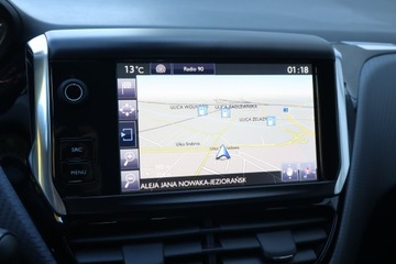 Peugeot 2008 I SUV Facelifting 1.2 PureTech 130KM 2016 Peugeot 2008 1.2 PureTech, Salon Polska, zdjęcie 12