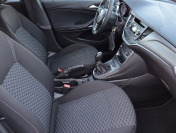 Opel Astra K Hatchback 5d 1.0 Turbo 105KM 2016 Opel Astra 1.0 Turbo, Klima, Tempomat, zdjęcie 8