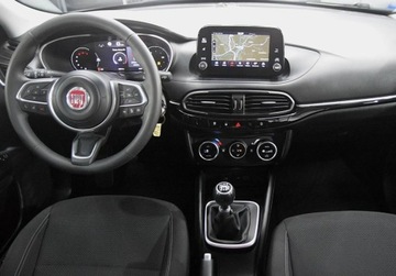 Fiat Tipo II Hatchback Facelifting 1.6 MultiJet 130KM 2022 Fiat Tipo PL Salon _ FV 23 _ 1.6 diesel 130 KM 1.6 Diesel 130KM, zdjęcie 4