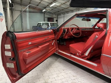  Oldsmobile Cutlass SUPREME 1977 – ROCKET 350 V8, zdjęcie 36