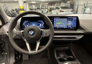BMW Seria 1 F70 Hatchback 2.0 118d 150KM 2025 BMW Seria 1 BMW 118 BMW 118 d 150 KM M-Sport aut Gwarancja fabryczna 2.0, zdjęcie 13