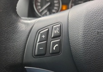 BMW X1 E84 Crossover xDrive20d 177KM 2011 BMW X1 2.0D Xdrive 177KM BIXenon Automat Klimatroni Tempomat Faktur Gwaran, zdjęcie 31