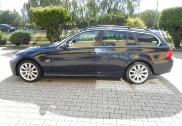 BMW Seria 3 E90-91-92-93 Coupe E92 325d 197KM 2008 BMW Seria 3 BMW SERIA 3 IV (E90E91E92E93) BMW SERIA 3 330 3.0 Diesel, zdjęcie 7