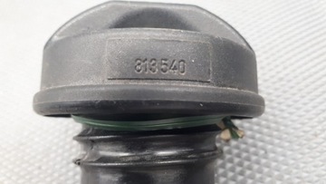 813540 ZÁCPA  PLNĚNÍ PALIVA VOLVO V40