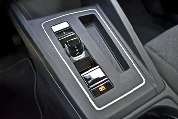 Volkswagen Golf VIII Variant 1.5 eTSI 130KM 2023 Volkswagen Golf Bezwypadkowy / Salon Polska /, zdjęcie 24