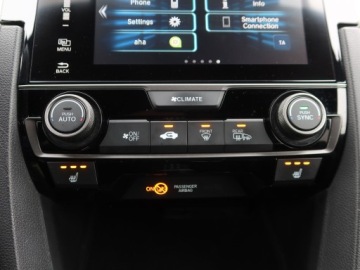 Honda Civic X Hatchback 5d 1.0 VTEC Turbo 129KM 2017 Honda Civic 1.0 VTEC Turbo, Salon Polska, zdjęcie 15