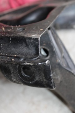 ПОДВЕСКА, САНКИ, КОЛЯСКА-ПЕРЕДАЧА, ЛЮЛЬКА, YARIS II