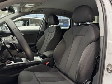 Audi A4 B9 Limousine Facelifting 2.0 35 TFSI 150KM 2023 Audi A4 Limousine 35 TFSI S Line / 1 właściciel /, zdjęcie 8