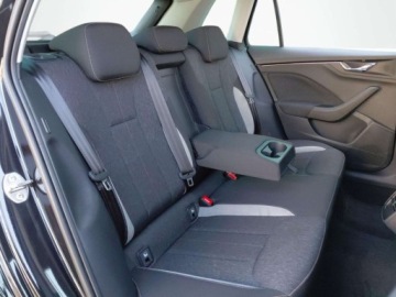 Skoda Kamiq Crossover 1.5 TSI 150KM 2022 Skoda Kamiq 1.5TSI 150KM Style SalonPL SerwisASO Acc Virtual Kessy FV23 1.5, zdjęcie 13