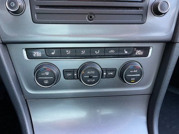 Volkswagen Golf VII Hatchback 3d 1.6 TDI-CR DPF 105KM 2013 Volkswagen Golf 1.6 diesel 105 KM zarej w PL ksiazka serwis zadbany z, zdjęcie 10