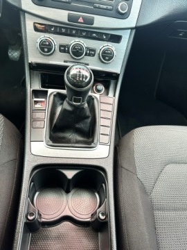 Volkswagen Passat B7 Variant 2.0 TDI CR DPF BlueMotion 140KM 2013 Volkswagen Passat Variant Alu Czujniki GWARANCJA !, zdjęcie 21