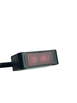 CZUJNIK FOTOELEKTRYCZNY PNP E3Z-D81 2M IP67