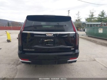 Cadillac Escalade III 2023 Cadillac Escalade Premium Luxury 2023 6.2l 6.2 Benzyna 420KM, zdjęcie 4