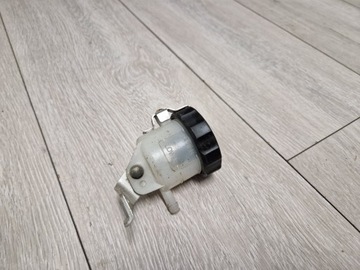 SUZUKI GSXR 600 750 1000 БАЧОК ПЕРЕДНЕЙ ТОРМОЗНОЙ ЖИДКОСТИ GSX