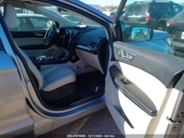 Ford Escape III 2024 Ford Escape 2024r., 4x4, 2.0L 2.0 Benzyna 250KM, zdjęcie 8