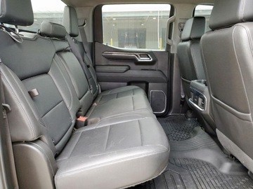 Chevrolet Silverado II 2023 Chevrolet Silverado C1500 LTZ 2023 5.3L 5.3 Benzyna 355KM, zdjęcie 10