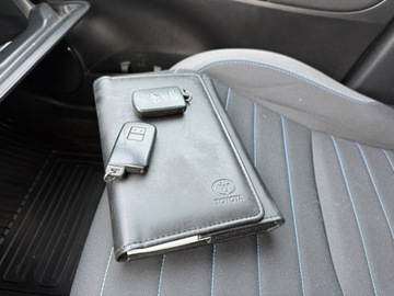 Toyota Yaris III Hatchback 5d Facelifting Hybrid 100KM 2017 Toyota Yaris Hybrid*Lift*Automat, zdjęcie 23