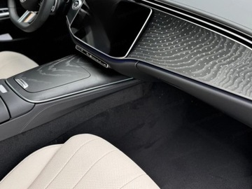 Mercedes Klasa E W214 2025 E Klasa 300 e 4-Matic AMG 2.0 (333KM) 2025, zdjęcie 5