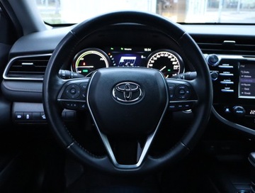 Toyota Camry IX Sedan 2.5 Hybrid Dynamic Force 218KM 2019 Toyota Camry 2.5 Hybrid, Salon Polska, zdjęcie 20