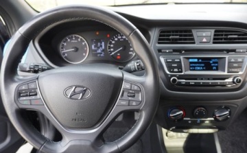 Hyundai i20 II Coupe 1.2 MPI 84KM 2017 Hyundai i20 Bezwypadkowy Serwisowany 1-Wlasciciel Klimatyzacja Alu Pdc Asy, zdjęcie 14